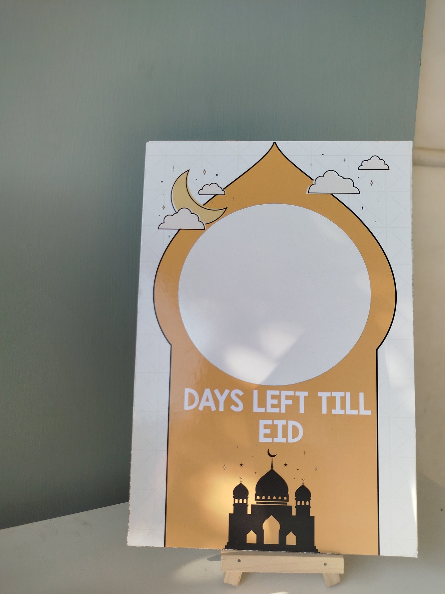 "Days Left Till Eid" Countdown Board